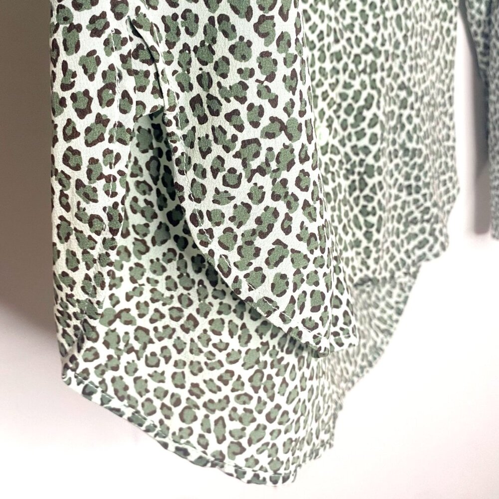 NWT Equipment 100% Silk Leema Button Down Blouse with Pocket in Misty Jade Multi - Picture 6 of 12